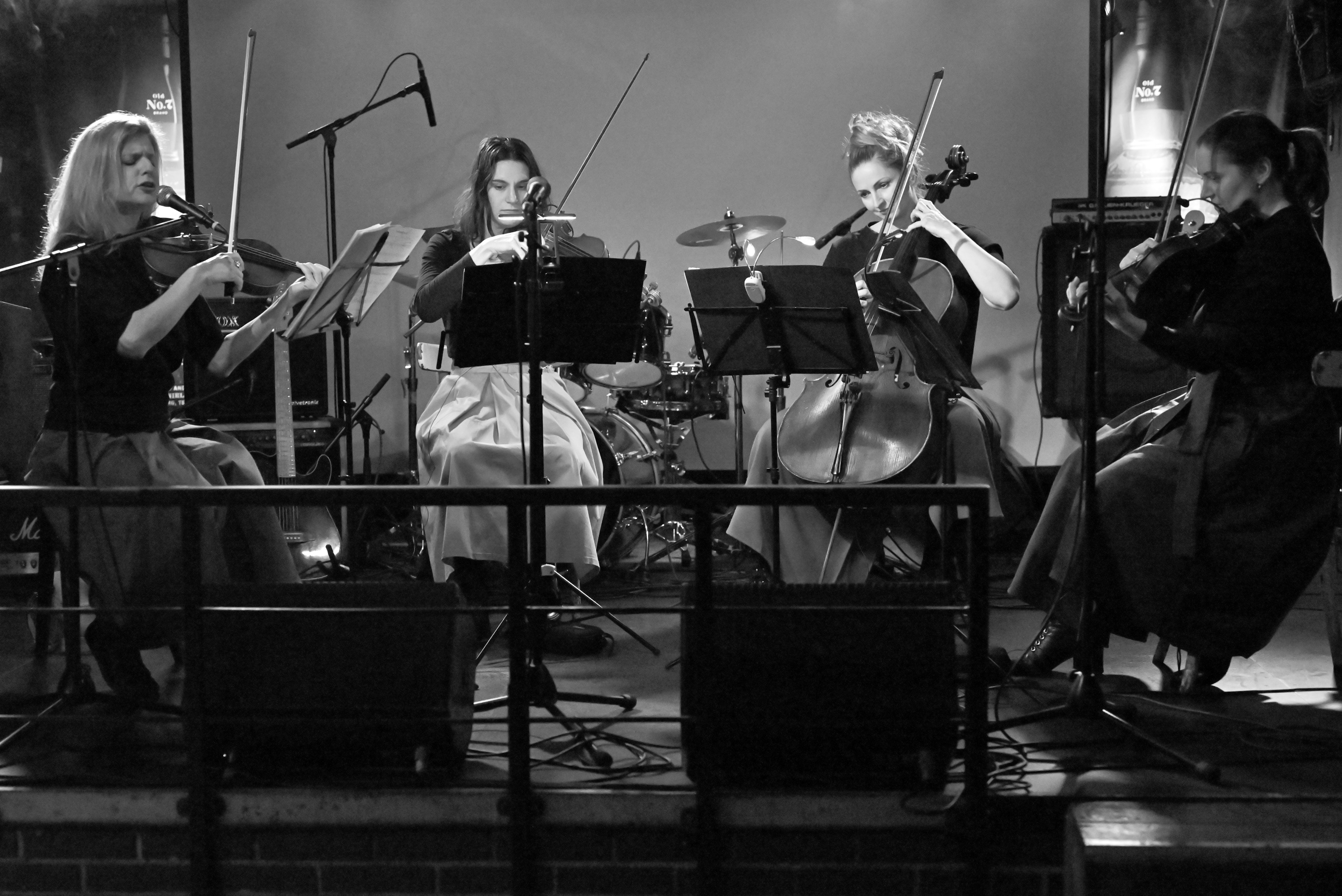 Gadrew Way – vystoupení při slavnostní příležitosti